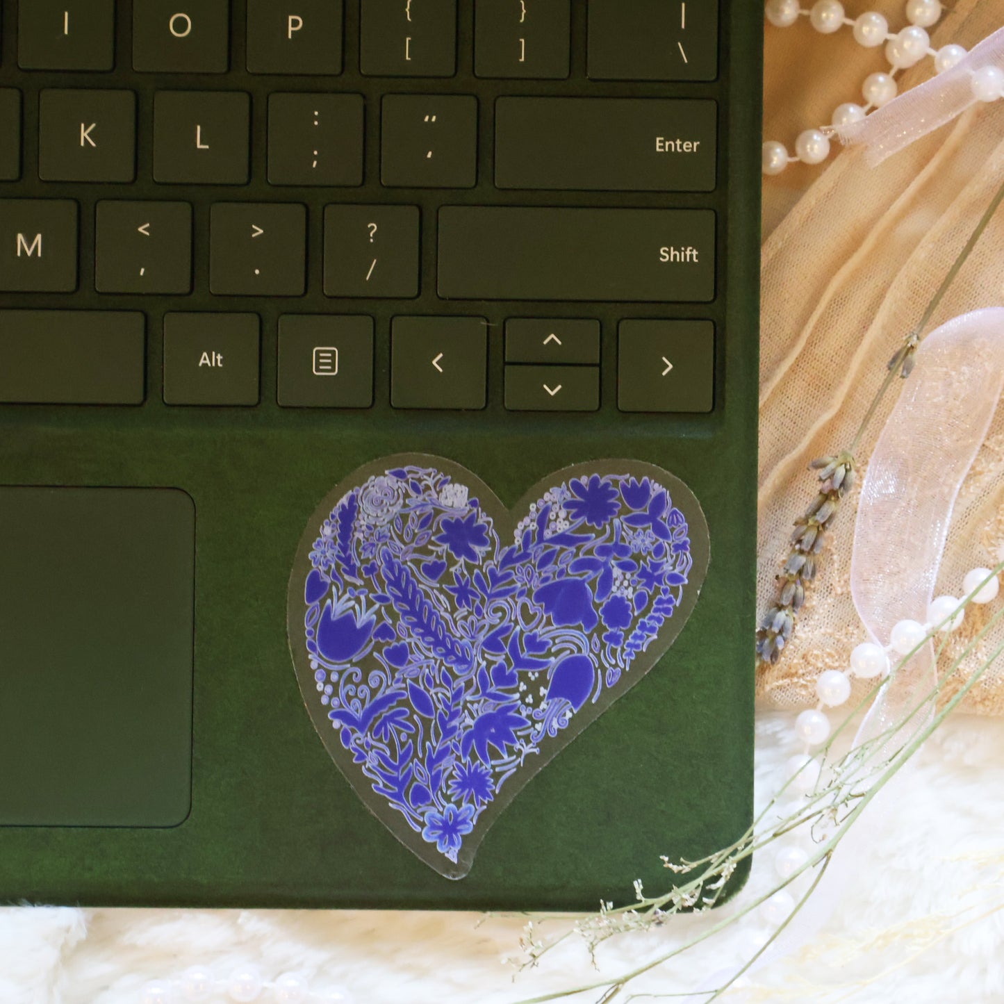 BLUE FLOWERS - HEART
