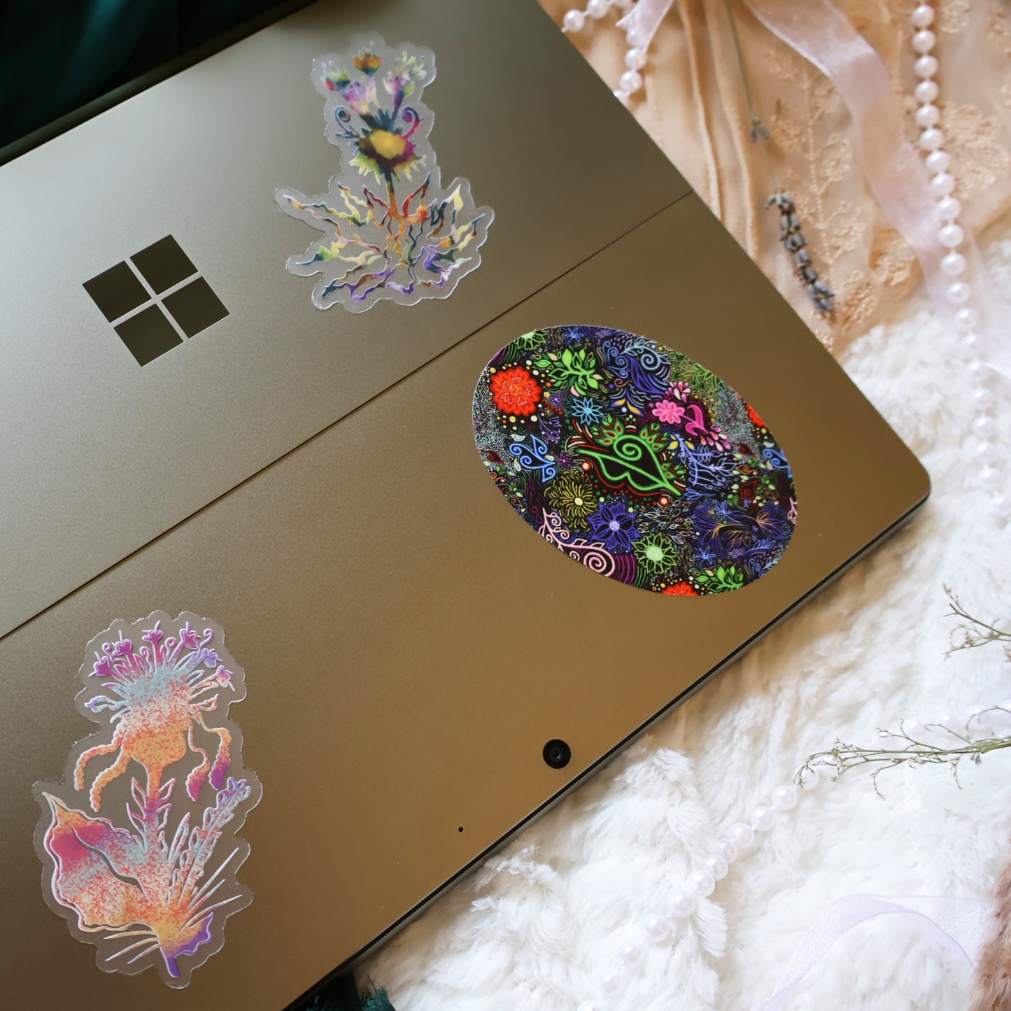 FLORAL FANTASY - OVAL